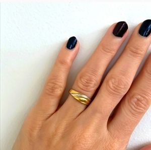 18k yellow gold Gem band ring